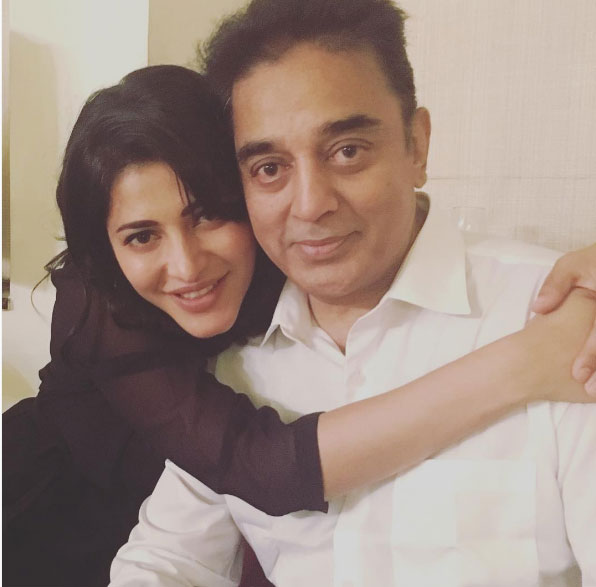 kamal haasan birth day,shruti haasan,kamal haasan 63rd birthday,jayalalitha  కమల్ జన్మదిన వేడుకకి అమ్మే అడ్డు..! 